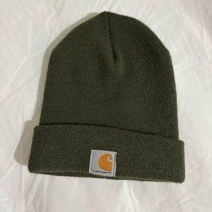 Carhartt beanie in dark green